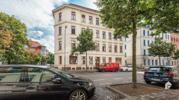 Vermietete Altbau-Wohnung mit 6 Zimmern und Balkon in Leipzig