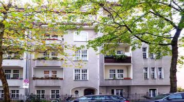 NUR 3,50% PROVISION - 3 Monate Kündigungsfrist - Altbau-Wohnung in bester Lage in Berlin-Steglitz,