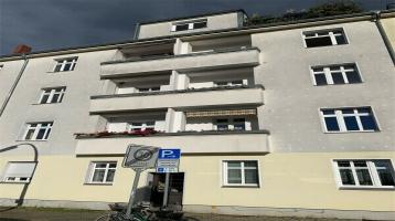 Ca. 2,5 % Rendite - Schön vermietet in Steglitz - 2,5-Zimmer-Kapitalanlage mit Balkon