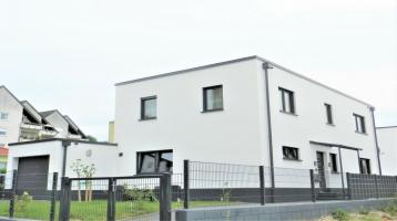 Modernes Wohnen im Einfamilienhaus mit Garten und Garagen zentral in Wittlich