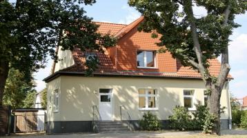 HORN IMMOBILIEN ++ Neubrandenburg Ihlenfelder Vorstadt Wohnhaus als Einfamilienhaus oder als 4 WE