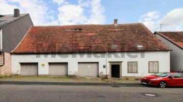 Viel Platz für das neue Familienheim: Voll erschlossenes Grundstück mit Altbestand in der Rosenstadt