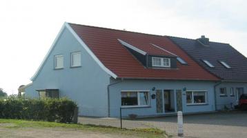 Nr.: 1296 geräumige Doppelhaushälfte in Ostgroßefehn