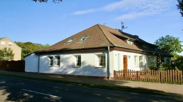 HORN IMMOBILIEN + Lebehn bei Krackow, tolles Haus für die kleine Familie und der Badesee vor der Tür