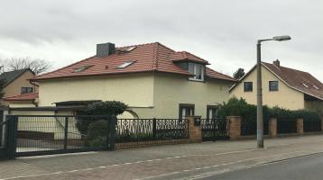 Einfamilienhaus in Berlin-Karlshorst auf großem Grundstück