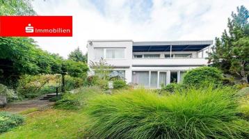 Echte Rarität in Frankfurt - 200m² freistehendes Anwesen im Bauhaus-Stil