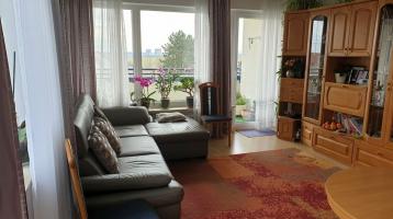 Schöne, modernisierte 3-Zimmer-Wohnung in Steinbach (Taunus)