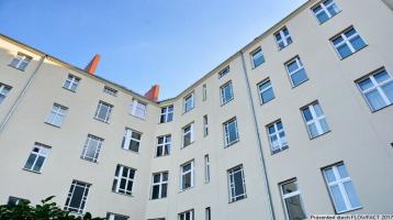 Große, gepflegte Altbauwohnung als Kapitalanlage in Charlottenburg +++ vermietet