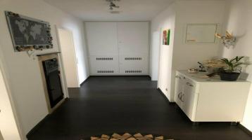Helle und großzügige 2-Zimmer-Wohnung in Esslingen zu verkaufen