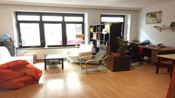 Attraktive 2-Zimmer-EG-Wohnung mit EBK in Ehrenfeld, Köln