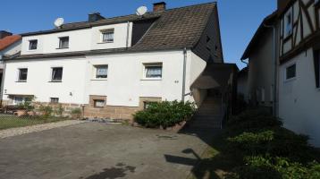 Für Paare oder kleine Familien: Doppelhaushälfte in Breitenbach! KEINE KÄUFERPROVISION