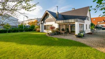 Renoviertes Einfamilienhaus! Frisch renoviertes Einfamilienhaus mit Wintergarten in Biberach