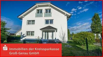 *** Immobilien-Clou - Neuwertiges Zweifamilienhaus in Egelsbach ***