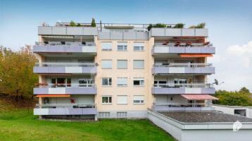 Gut aufgeteilte 3,5-Zimmer-Wohnung mit Balkon und EBK in Lottstetten