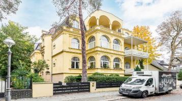 Kernsanierte Altbau-Familienwohnung in klassischer Villa