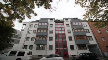 Duisburg-Neudorf, junge Wohnung zur Kapitalanlage mit 2 Balkonen, Personenaufzug und Parkettböden