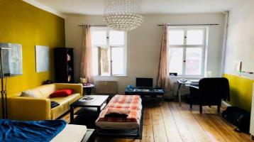 Kapitalanlage! Vermietete 1-Zimmer-Altbau-Wohnung in Berlin-Friedrichshain!