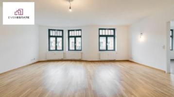 Provisionsfrei & frisch-renoviert: Frisch renovierte 3-Zimmer-Wohnung mit großem Balkon