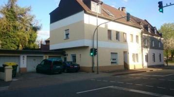 Top saniertes Haus in Duisburg Homberg Mehrfamilienhaus mit Garagen als Kapitalanlage