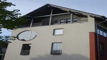 Vermietete 4-ZKB-Dachgeschoß-Wohnung mit Loggia und Stellplatz in Top-Lage von Heusweiler