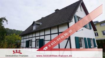 Tolles Einfamilienhaus mit sonnigem Grundstück in Hellenthal...