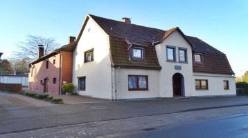 immo-schramm.de: ANLAGE: Großes gepflegtes 4-Familienhaus mit möglichem Bauplatz
