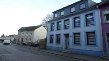 Garten, Garage und Grundstück-Wohnhaus mit Potential in Trier-Ehrang