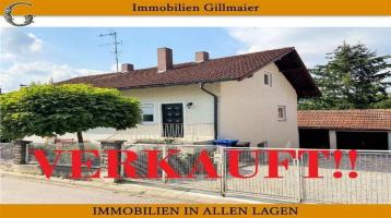 Immobilien Gillmaier - EFH mit Einliegerwohnung und Garten in sonniger Höhenlage!