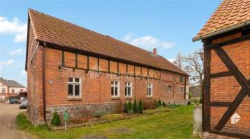 Liebevoll ausgebautes Einfamilienhaus auf einem alten Gutshof in Brandenstein