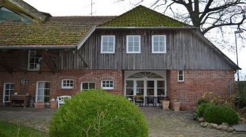 Großes, altes Bauernhaus - stilvoll renoviert