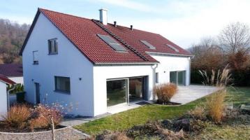 Einfamilienhaus mit Wohlfühlfaktor in der Gemeinde Nittendorf: 360 Grad Besichtigung möglich