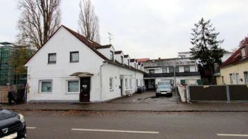Interessante Kapitalanlage: Renovierte 3,5-Zimmer-DG-Wohnung in verkehrsgünstiger Lage in Augsburg