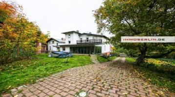 IMMOBERLIN.DE - Exquisit modernisierte Villa auf großartigem Grundstück