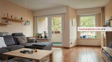 IMMOBERLIN.DE - Sonnenhell & sehr gepflegt - Wohnung mit Balkonloggia in Südlage