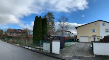 Baugrundstück + Haushälfte in GER-Gartenberg