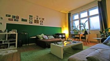Vermietete 2-Zimmer Altbau-Wohnung in zentraler Schöneberg Lage