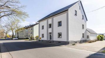 Kernsaniertes Mehrfamilienhaus in bester Wohnlage plus Baugrundstück in Leverkusen Bürrig!