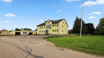 Investoren aufgepasst: Mehrfamilienhaus mit zusätzlichem Bauplatz in Syrgenstein