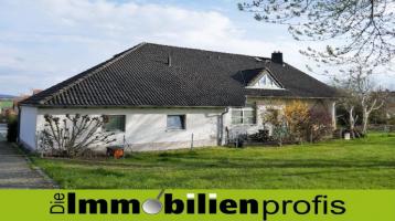 1007 - Attraktives Einfamilienhaus mit Garten in herrlicher Wohnlage von Oberkotzau