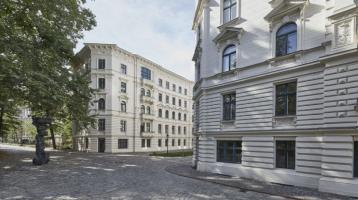Riehmers Hofgarten: 3-Zimmerwohnung mit Wohnküche, Balkon und Umbaupotenzial