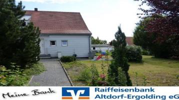 Moniberg Landshut: kleines Gevierthaus mit Baugrund