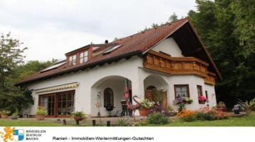 Repräsentatives Landhaus mit Weitblick über Königstein mit 3660 m² großem Grundstück