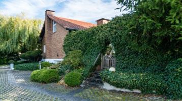 Gepflegtes Einfamilienhaus mit Einliegerwohnung in Schwandorf