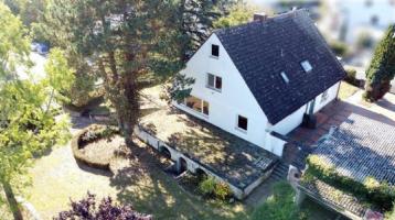 Immobilie ist reserviert! - 2-Familienhaus (auch als 1-Familienhaus nutzbar), auf 1203 m² Grund in Dettelbach am Main.