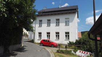 Solides Mehrfamilienhaus mit 3 Wohnungen in Pommelsbrunn zu verkaufen